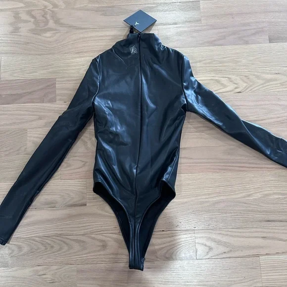 COPY - Maniere de voir vegan leather body suit - Picture 2 of 4